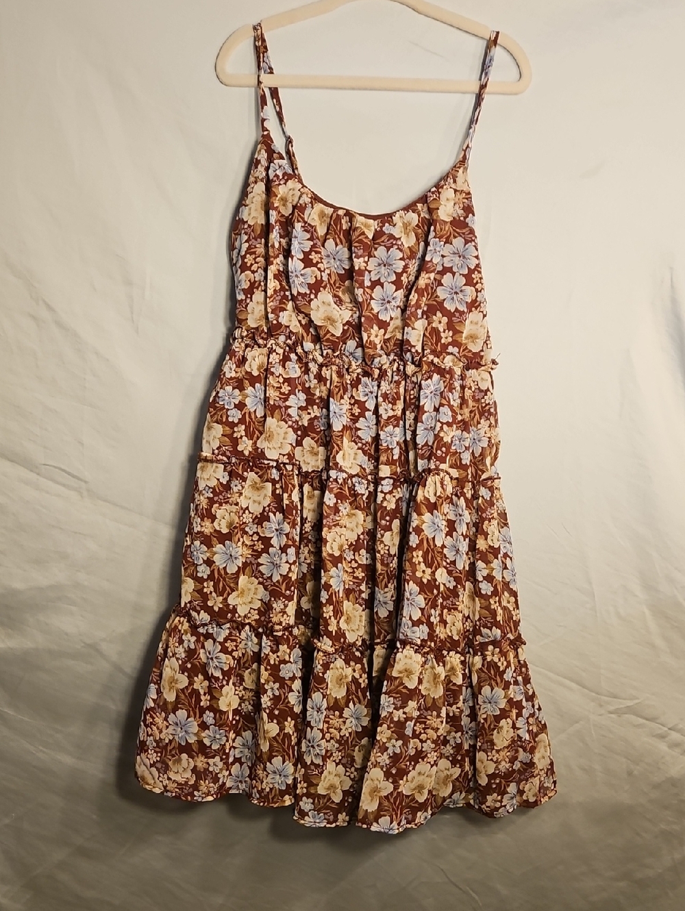 Rare Editions Rust Floral Tiered Midi Dress with Blue and Cream Blooms Size 10